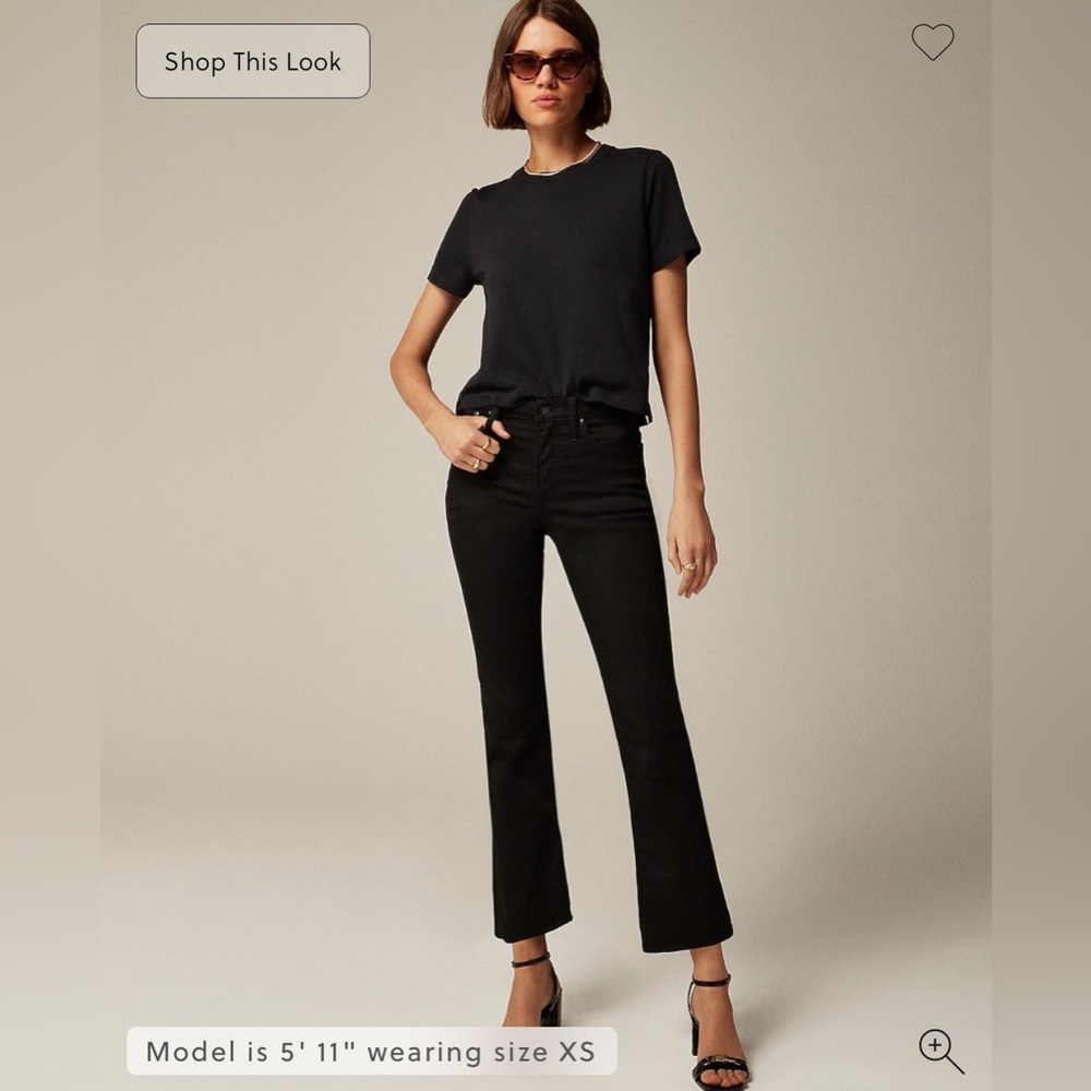 J Crew Mid Rise ‘03 Kick Out Jean Black Size 26 NWOT